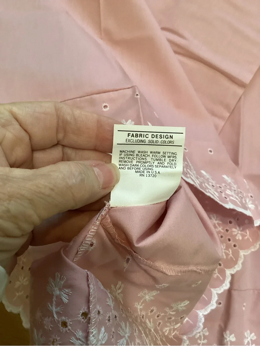 Vintage Pink Eyelet Trim Scalloped Hem King Size Pillowcases
